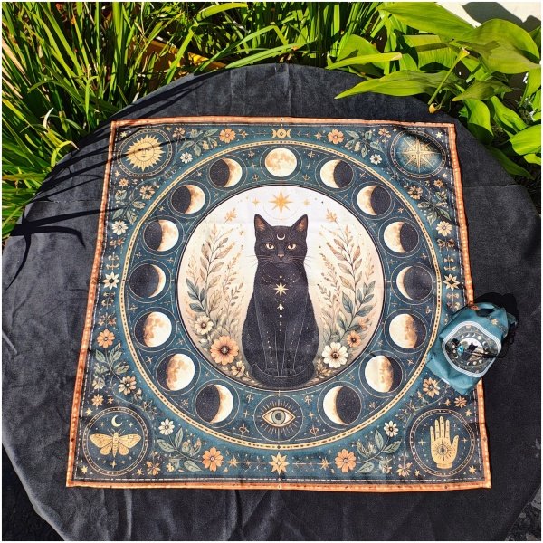 GATO NEGRO FONDO OSCURO PAÑO DE TAROT GRANDE 65X65CM CON BOLSA